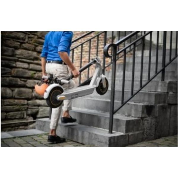 Електросамокат Segway Ninebot MAX G30LE e_sc_1650456547-473 фото