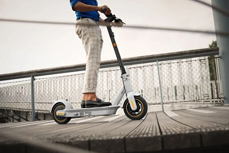Електросамокат Segway-Ninebot MAX G30LE e_sc_AA.00.0010.29 фото