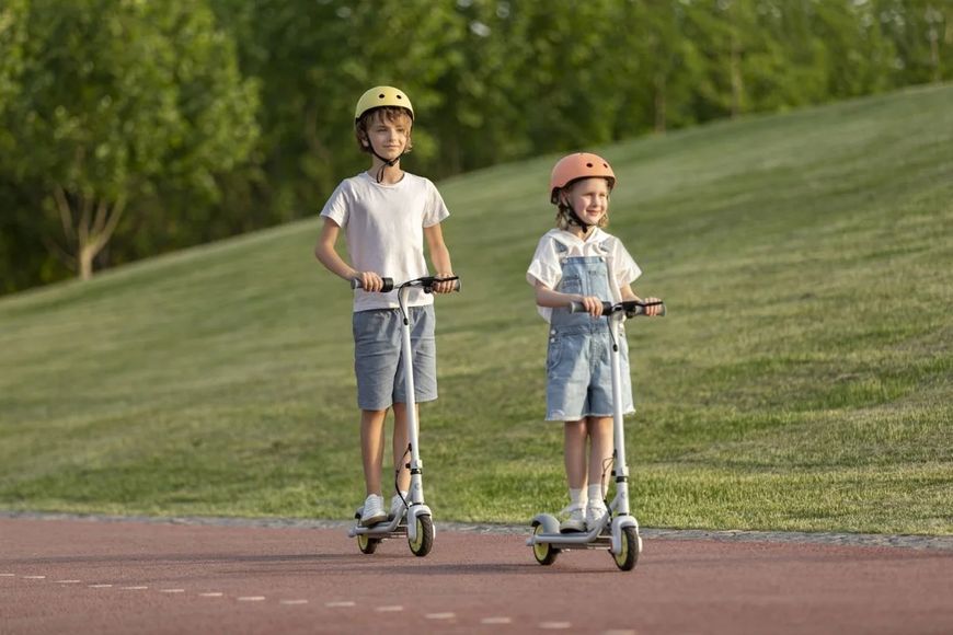 Електросамокат Segway-Ninebot C10, White e_sc_AA.00.0011.56 фото